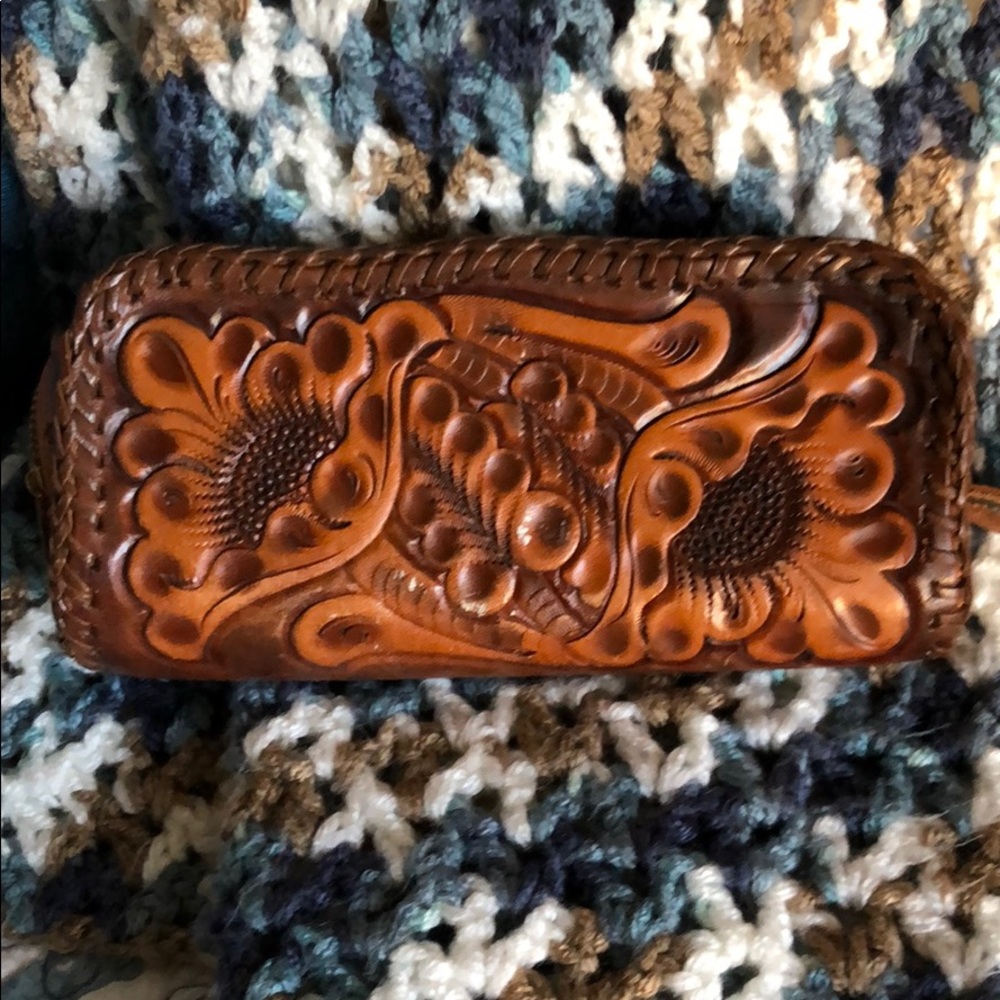 PREOWNED Vintage Wristlet Tooled Pouch